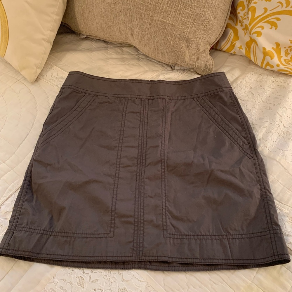 Gray loft skirt